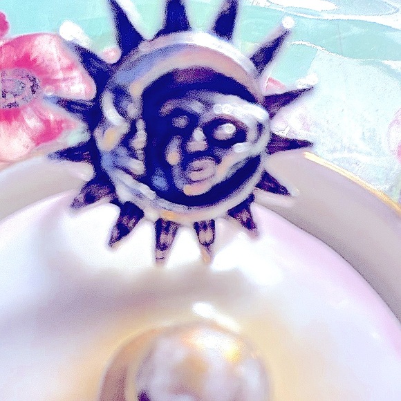 3/$15 Ring Man in the Crescent Moon, Sun, size 6 silver plated very detailed. - Picture 1 of 3